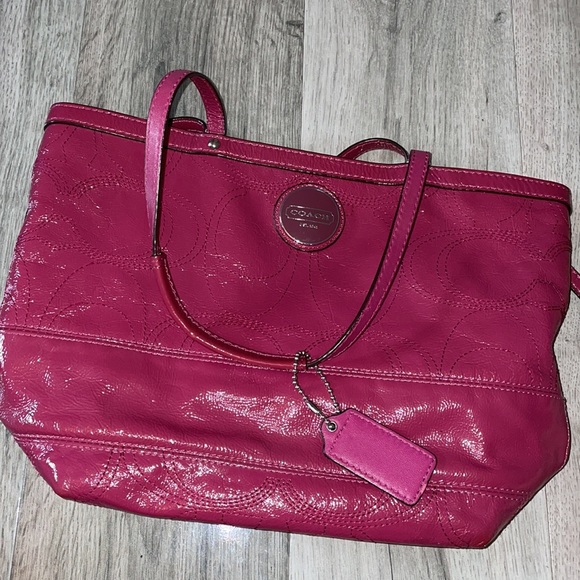 Coach purse - Picture 4 of 4